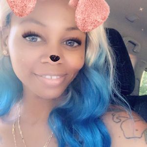 Meet your Posher, Violet